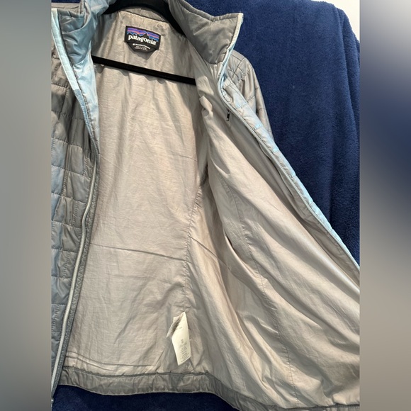 Patagonia Nano Puff Light Gray Quilted Jacket - Picture 9 of 10